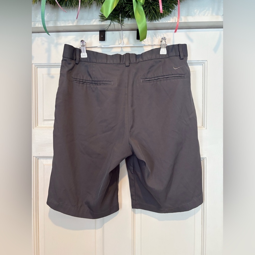 Nike Dark Grey Golf Shorts - Picture 2 of 3